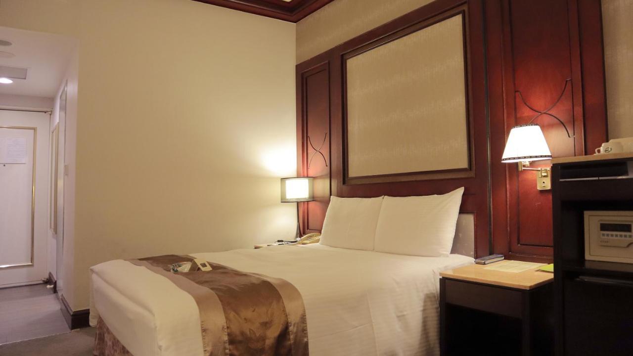 Ho Fong Business Stay Fengyuan Extérieur photo