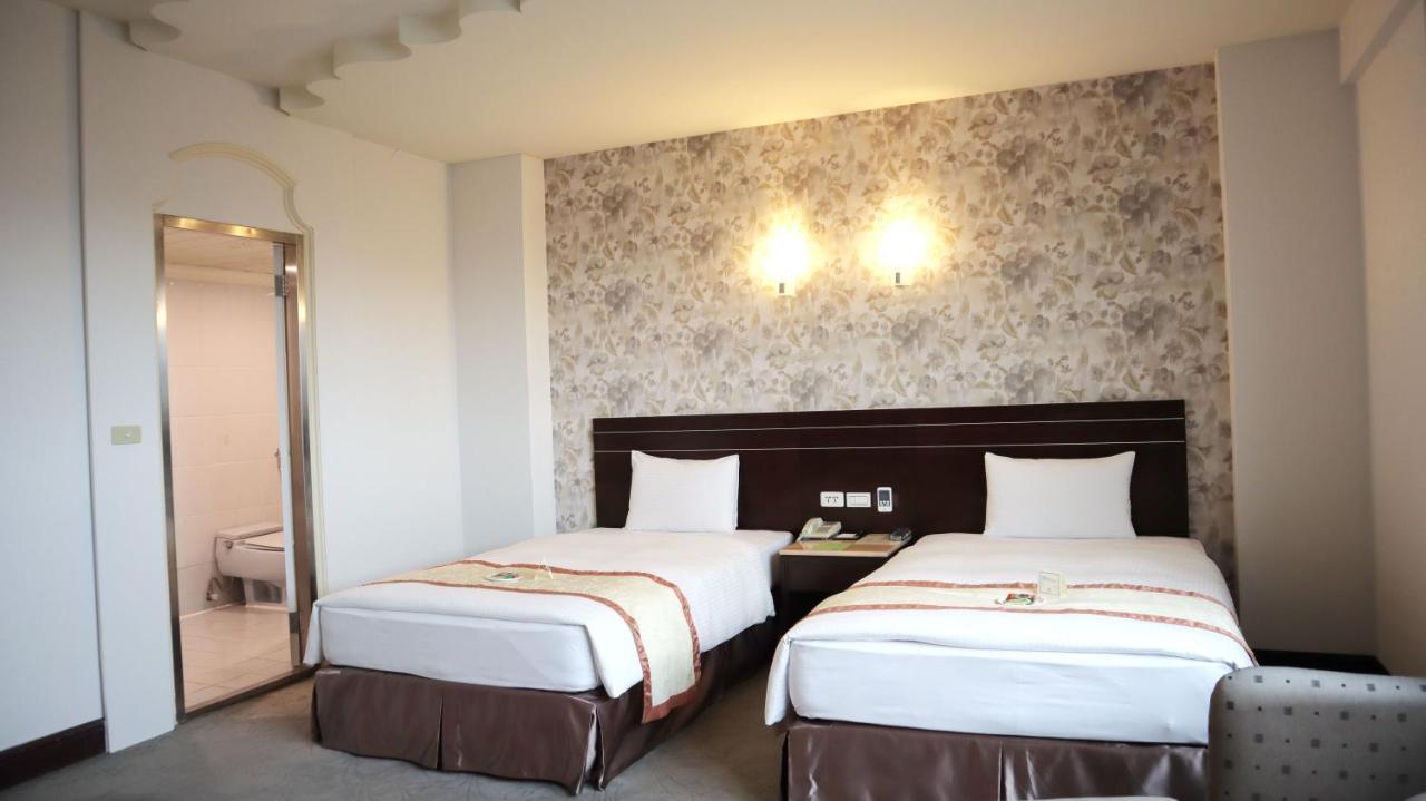 Ho Fong Business Stay Fengyuan Extérieur photo