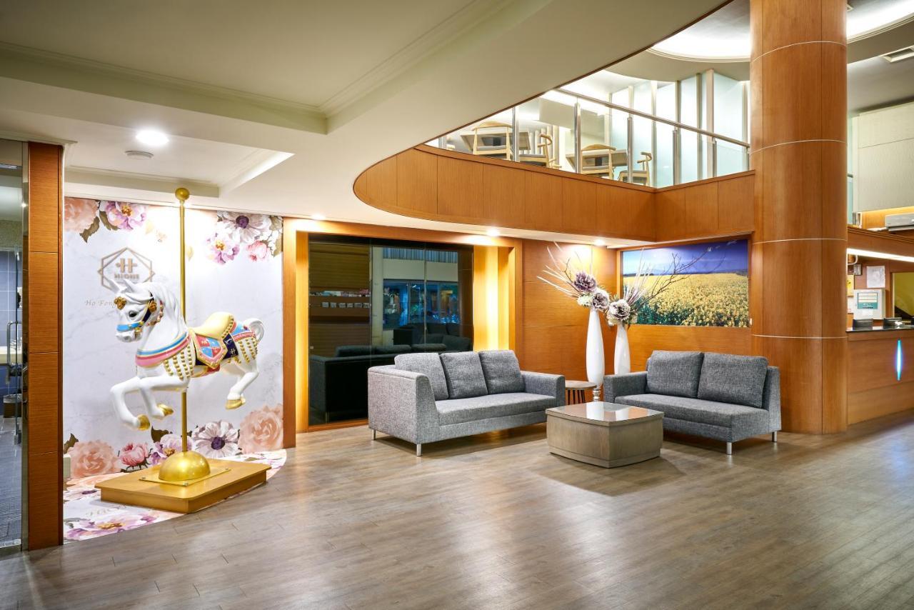 Ho Fong Business Stay Fengyuan Extérieur photo