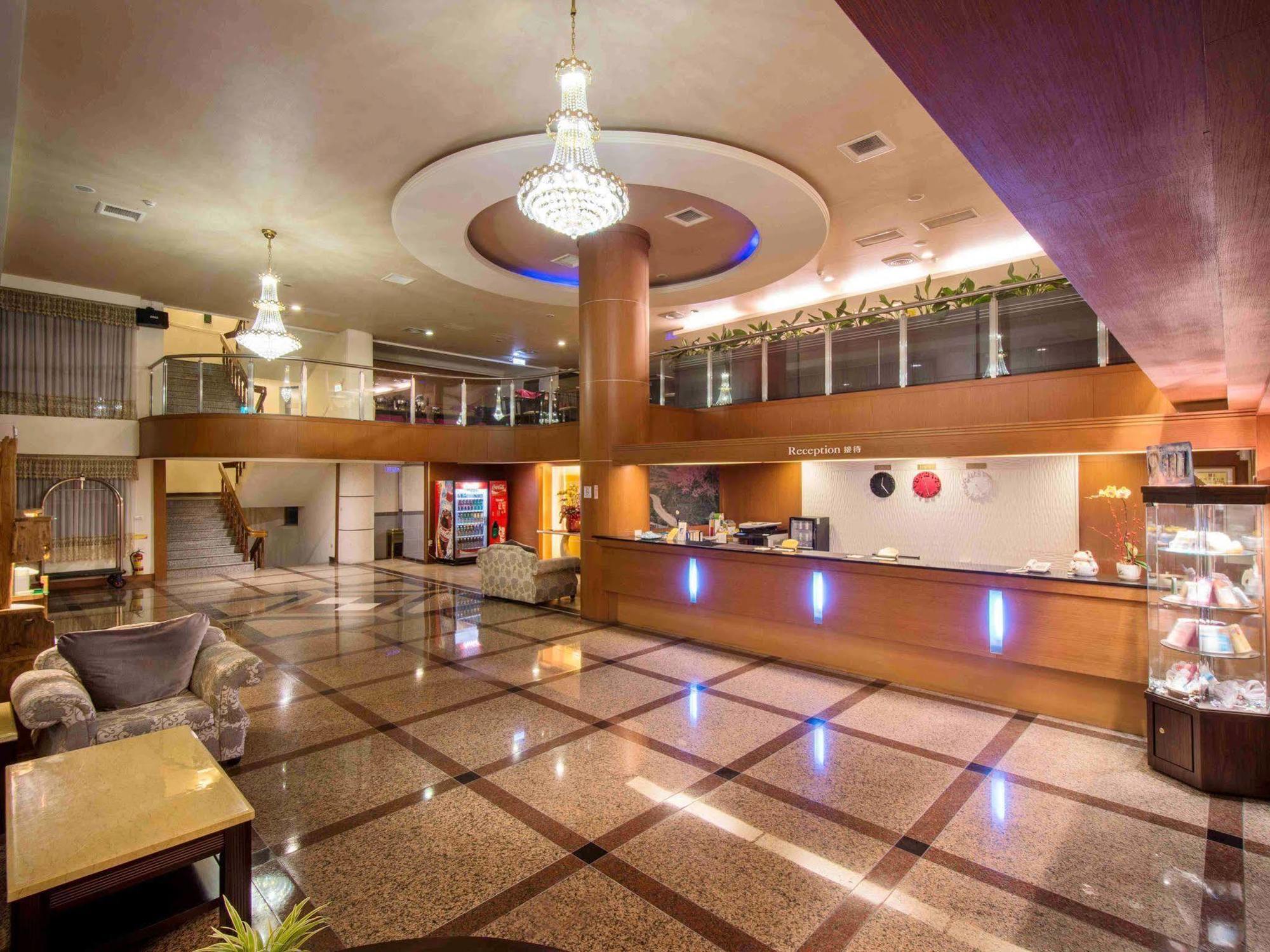 Ho Fong Business Stay Fengyuan Extérieur photo